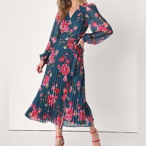NWOT Lulus Blooming Whimsy Dark Teal Blue Floral Pleated Midi Wrap Dress Medium
